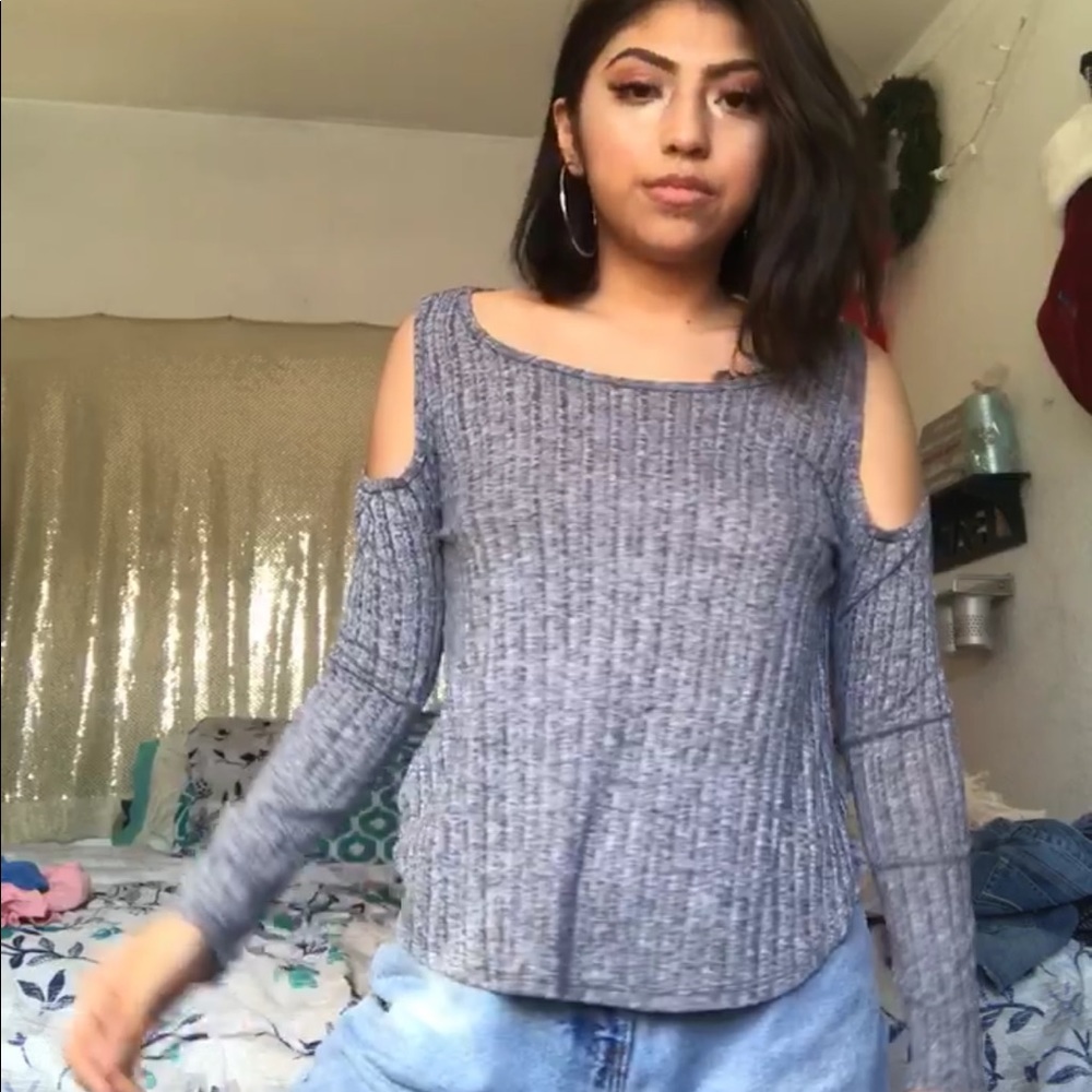 Long sleeved shirt